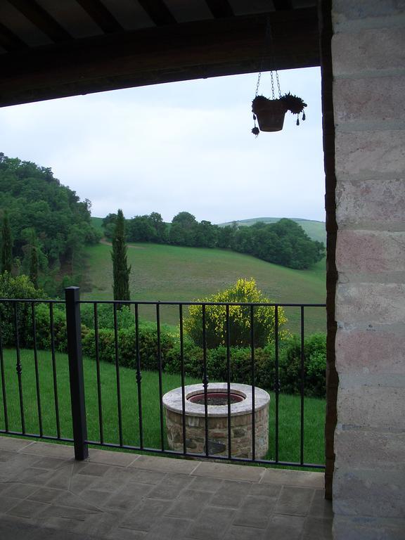 Agriturismo Vergelle Монтальчино Экстерьер фото